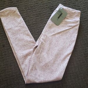 Gym shark leggings